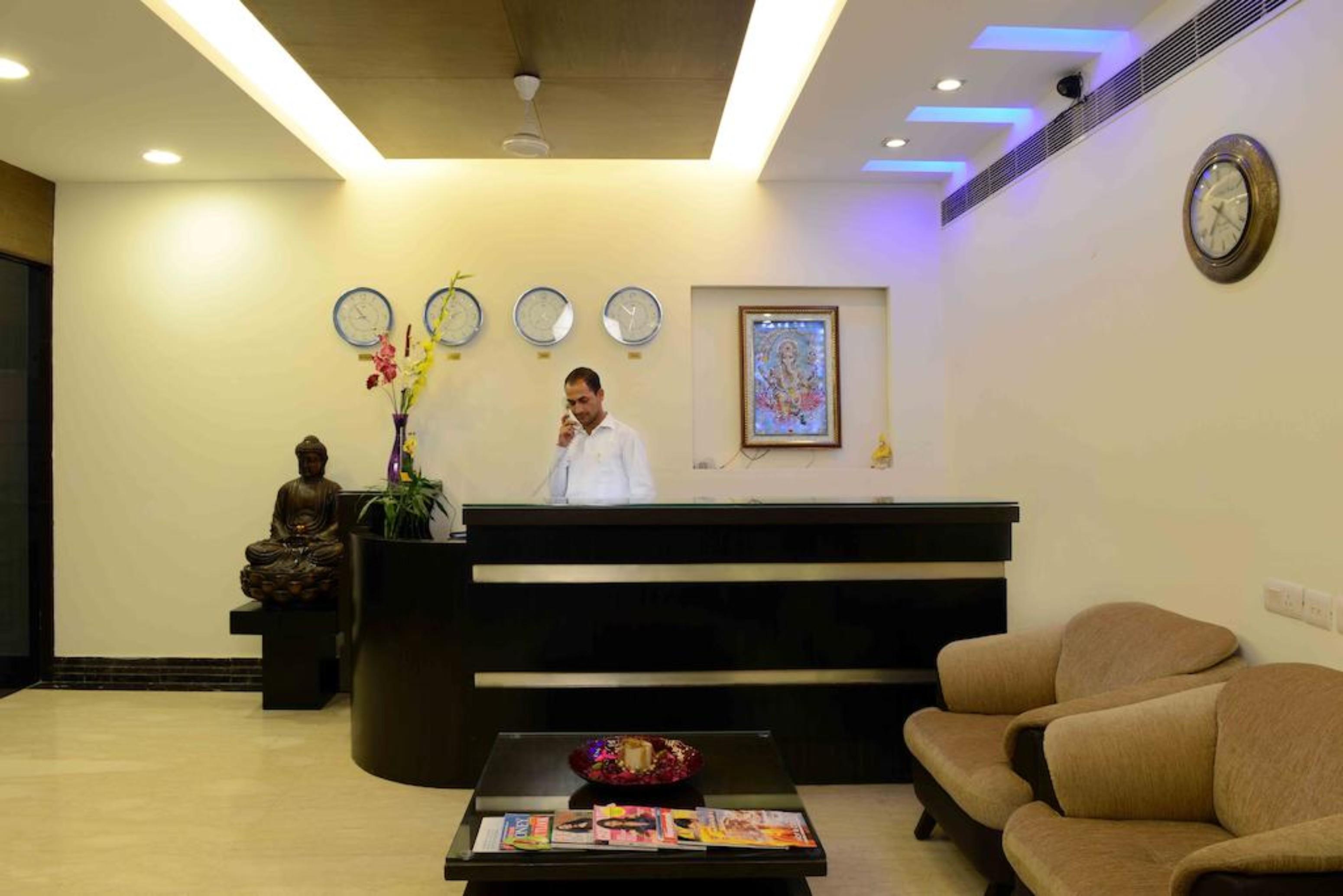 Hotel Golf View Suites-Golf Course Road גורגאון מראה חיצוני תמונה