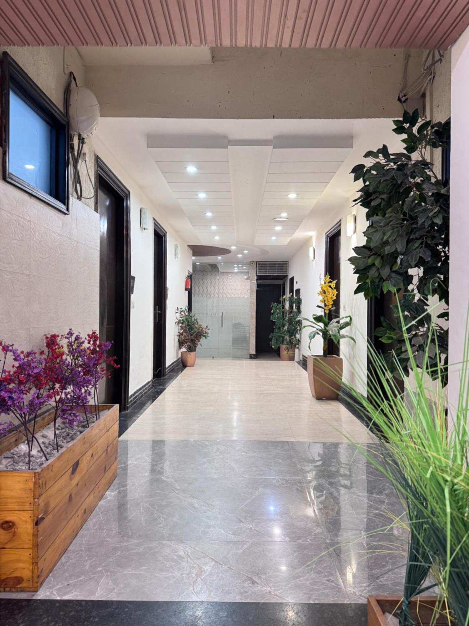 Hotel Golf View Suites-Golf Course Road גורגאון מראה חיצוני תמונה
